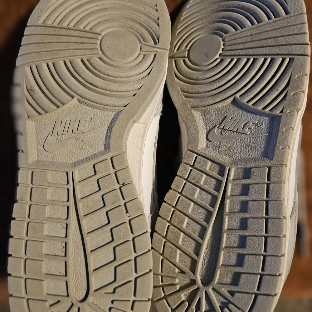 Nike Kids Sneakers - Gray and White - Picture 5 of 5